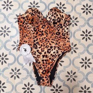 Fully Rhinestoned 8 piece PLAYBOY Bunny Costume - Leopard Print 🐆